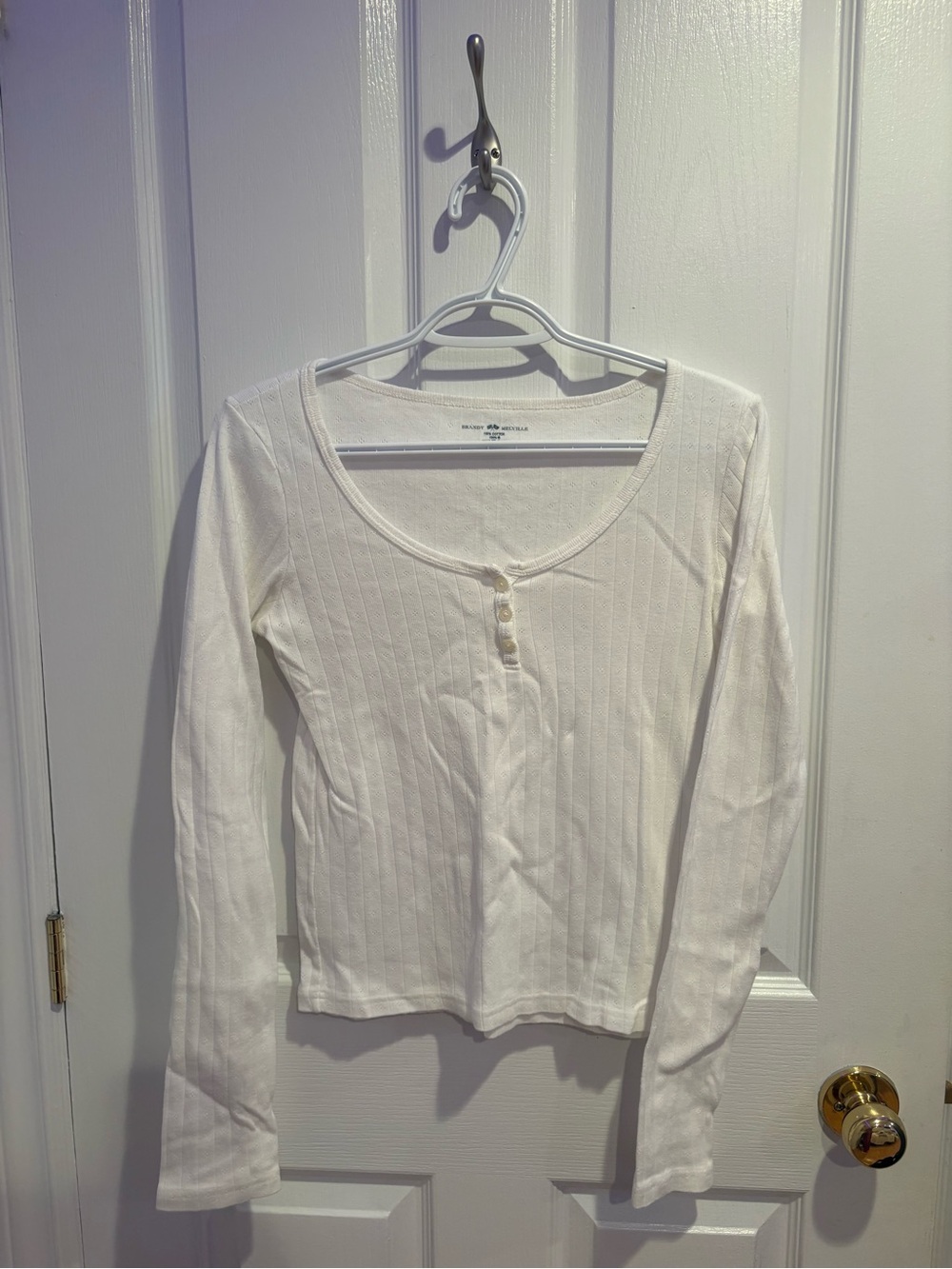 Brandy Melville Long-Sleeve Top in White
